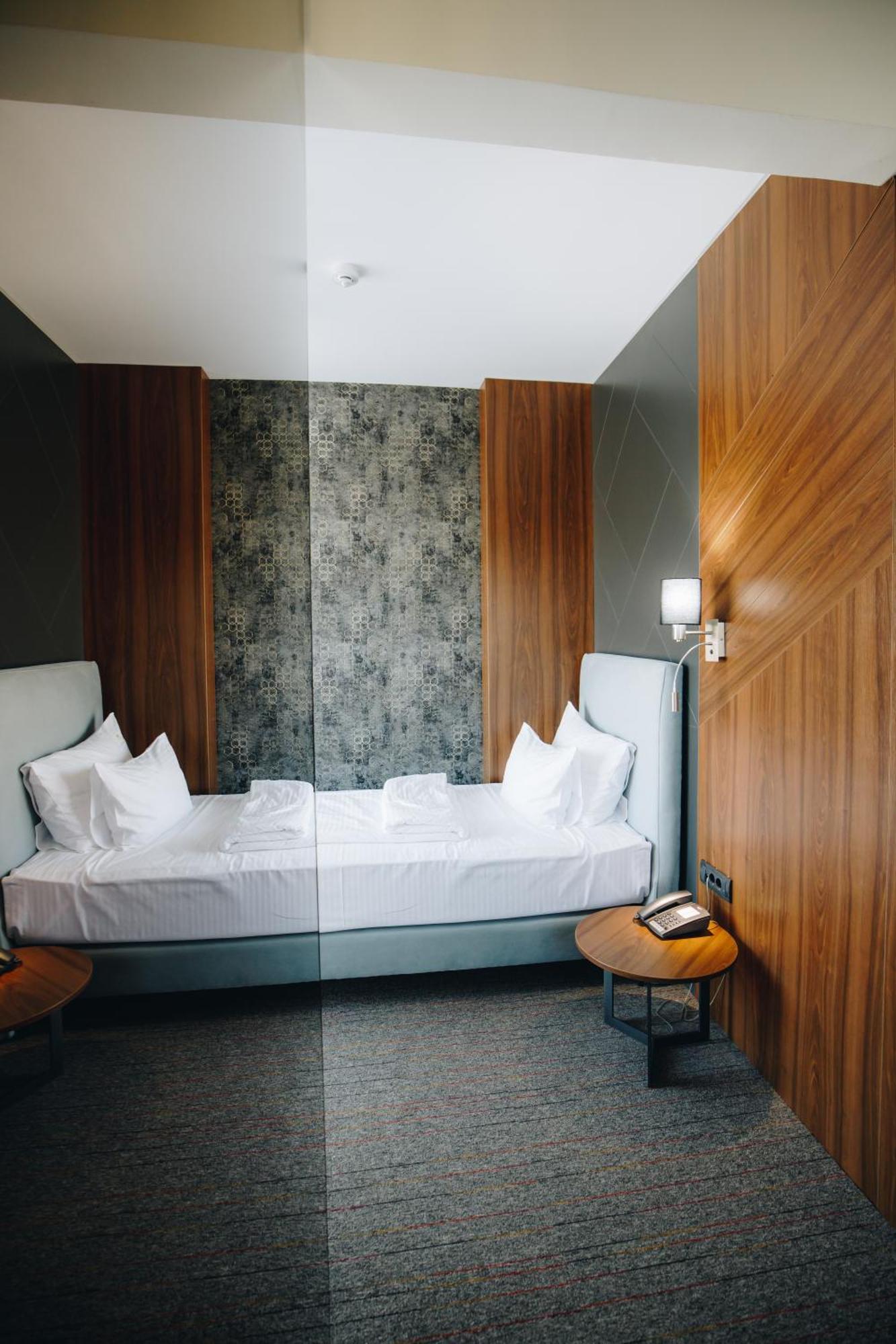 Garni Hotel Radovic Kragujevac Bagian luar foto