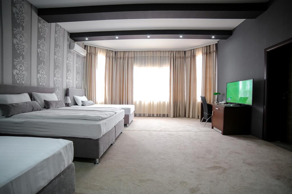 Garni Hotel Radovic Kragujevac Bagian luar foto