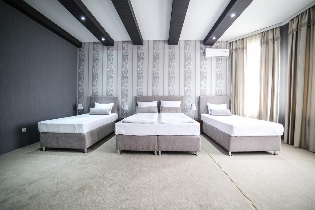 Garni Hotel Radovic Kragujevac Bagian luar foto