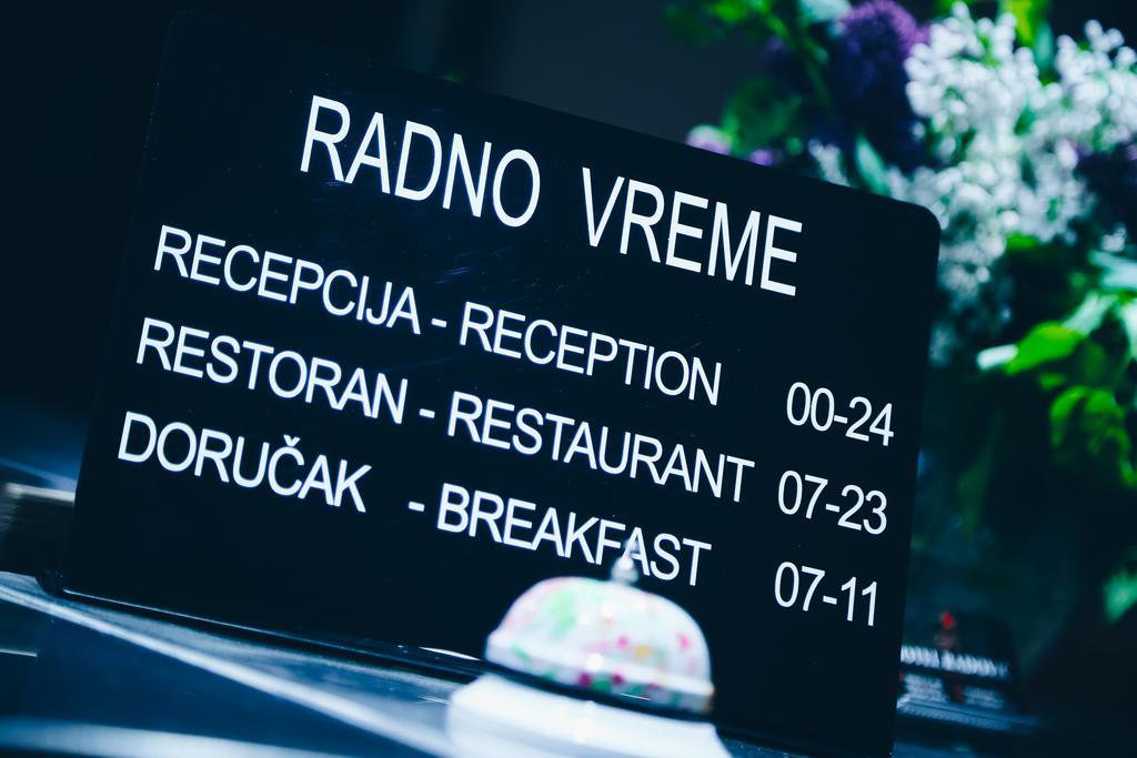 Garni Hotel Radovic Kragujevac Bagian luar foto