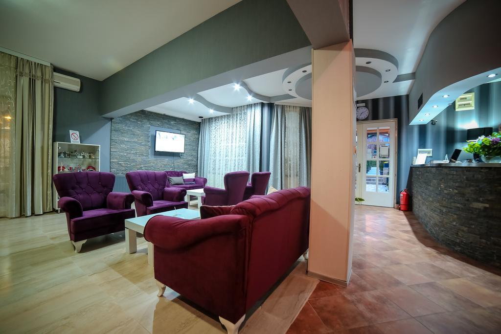 Garni Hotel Radovic Kragujevac Bagian luar foto