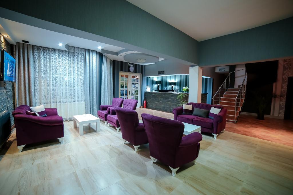 Garni Hotel Radovic Kragujevac Bagian luar foto