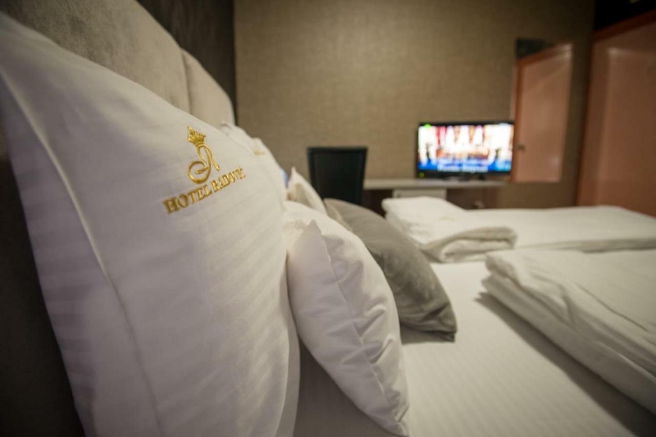 Garni Hotel Radovic Kragujevac Bagian luar foto