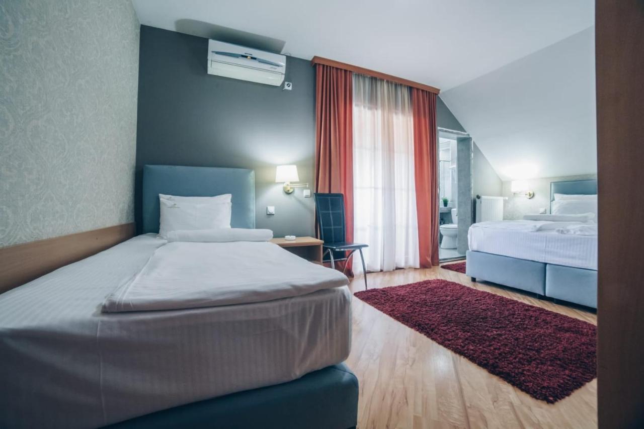 Garni Hotel Radovic Kragujevac Bagian luar foto