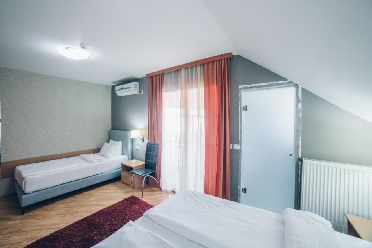 Garni Hotel Radovic Kragujevac Bagian luar foto